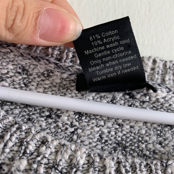 Ann Taylor | Color block Sweater - Picture 7 of 7